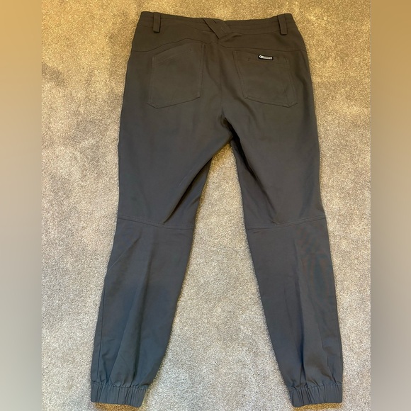 Outdoor Research hiking pants. Size 8. Mid rise. - Picture 2 of 3